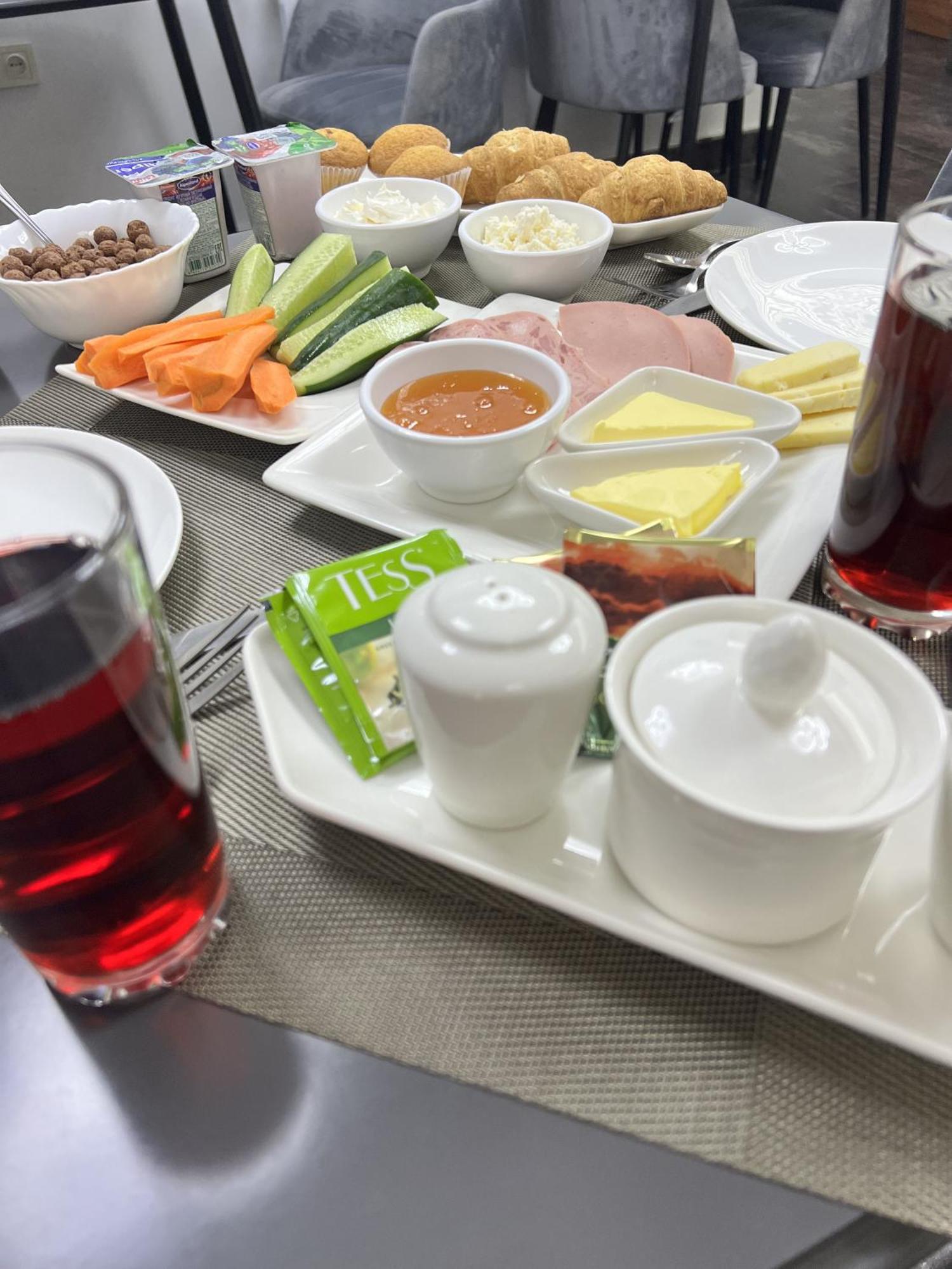 Mashtots Hotel Erévan Extérieur photo